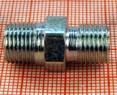 Штуцер М10х1/00000-0864870-009